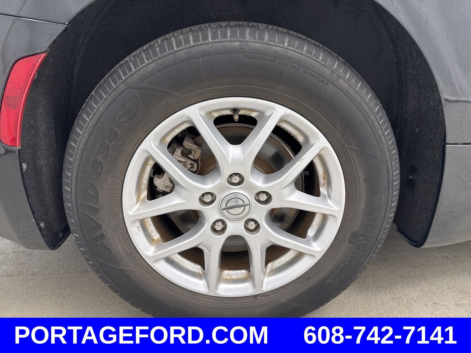 Used 2023 Chrysler Pacifica Touring-L FWD image 42