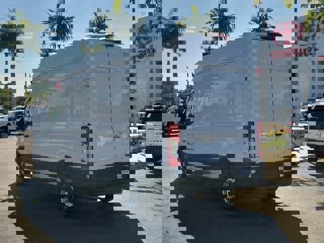 Used 2023 Ford Transit 250 148 High Roof image 3