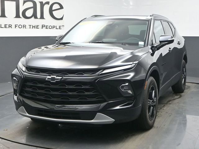 Used 2024 Chevrolet Blazer LT w/ Midnight/Sport Edition image 7