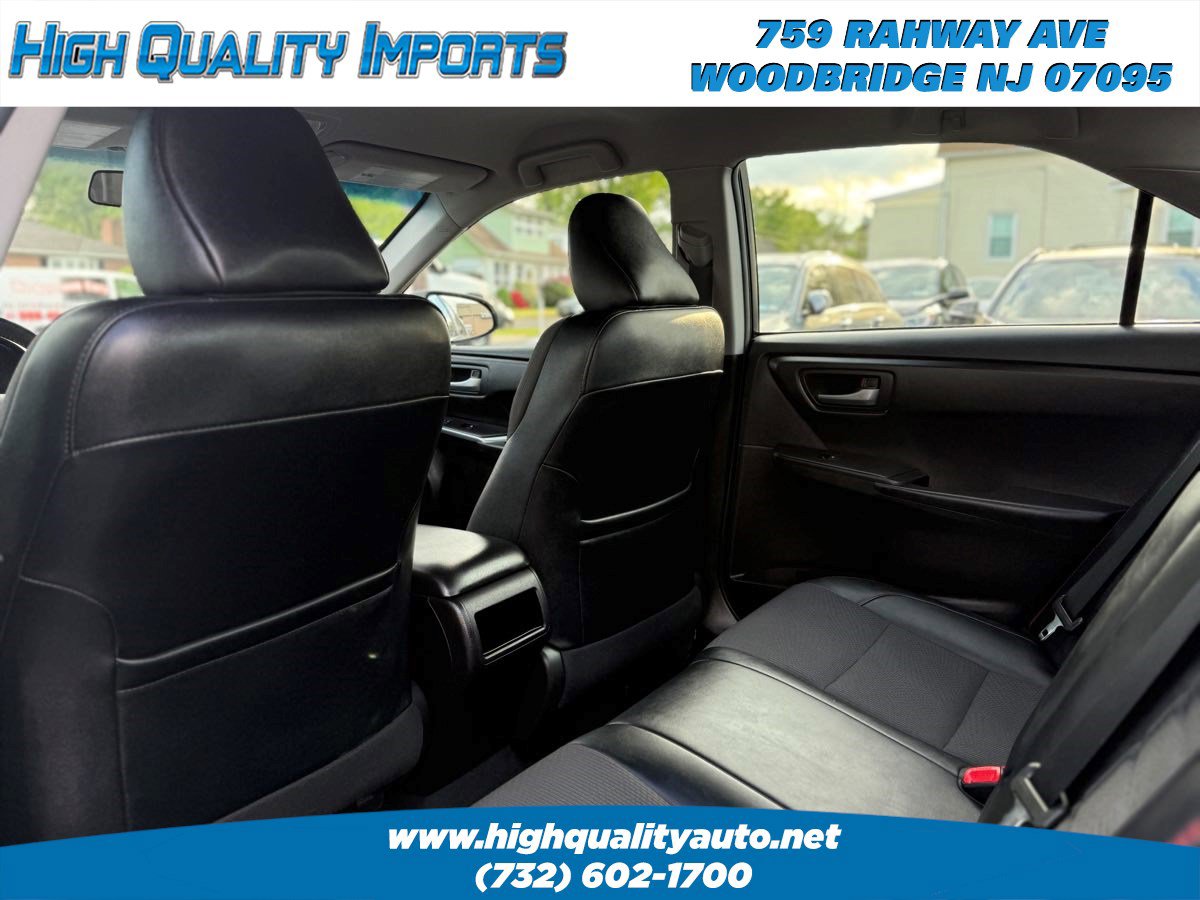 Used 2017 Toyota Camry SE FWD image 39
