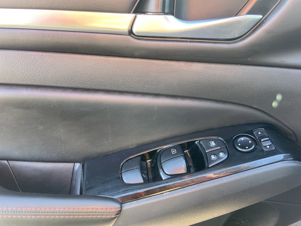 Used 2024 Nissan Altima 2.5 SR image 17