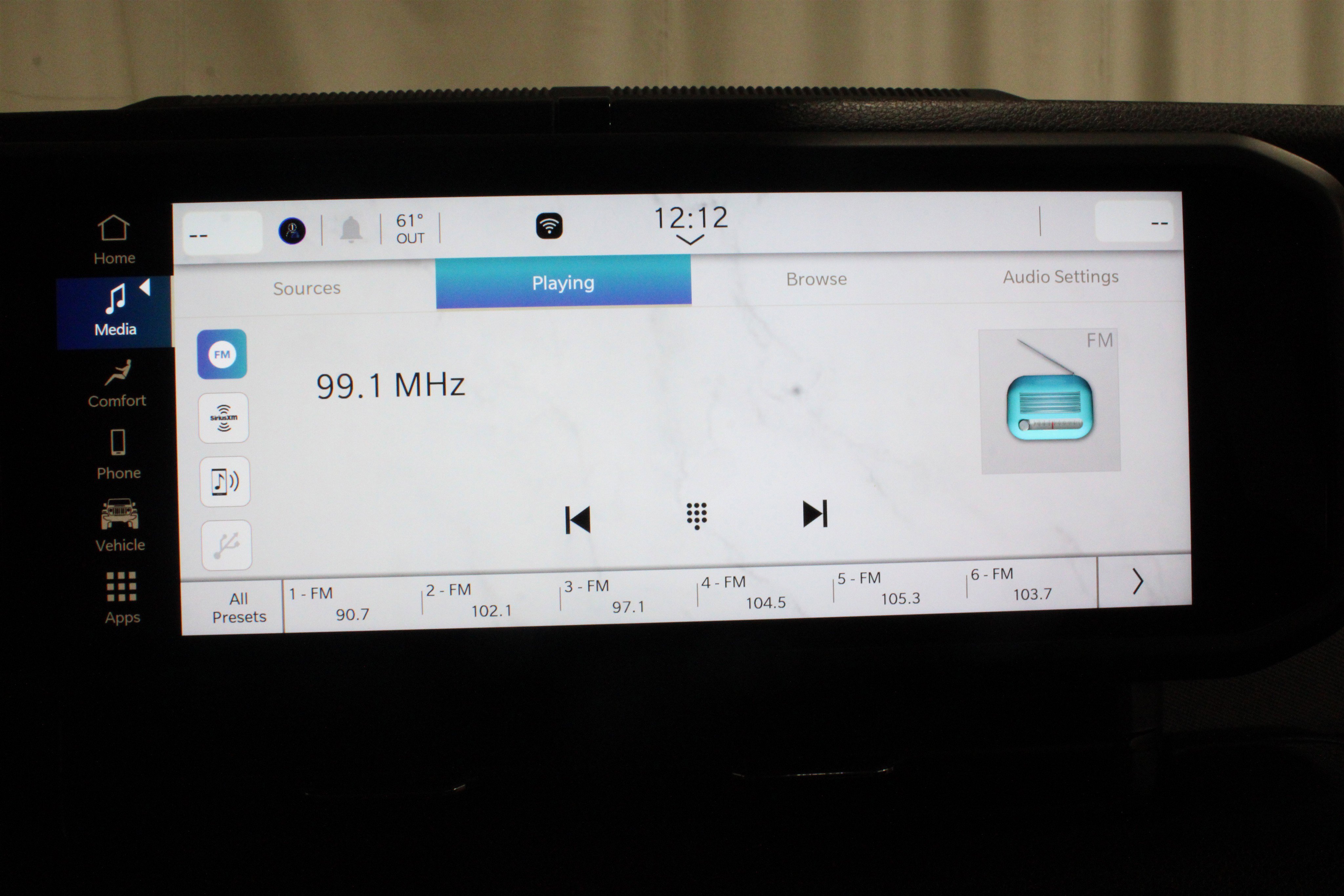 Used 2024 Jeep Wrangler Unlimited image 13