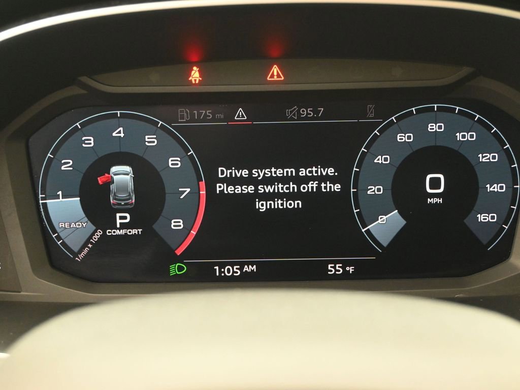 Used 2019 Audi Q3 2.0T Premium Plus w/ Premium Plus Package image 14