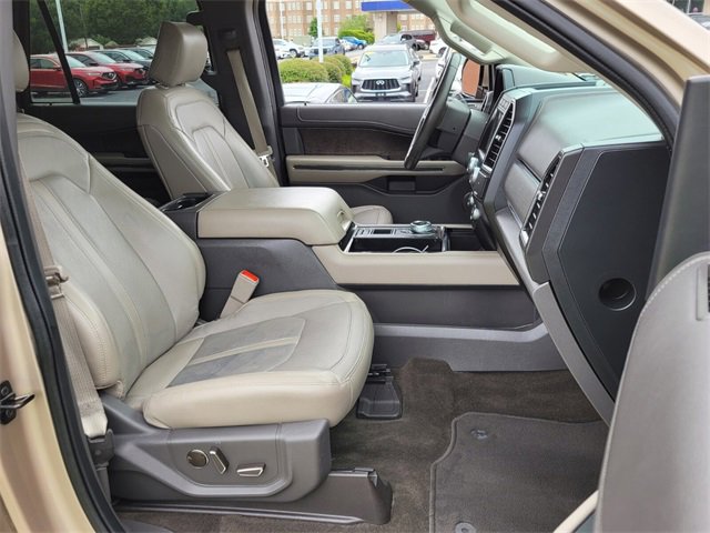 Used 2020 Ford Expedition Limited image 17