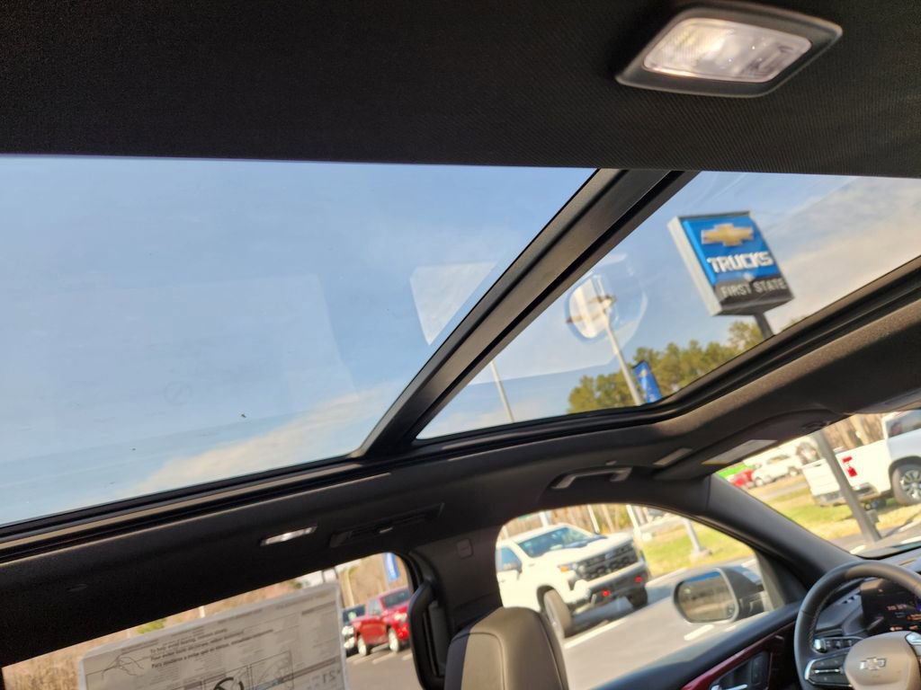 New 2026 Chevrolet Traverse Z71 w/ Driver Confidence Package image 12