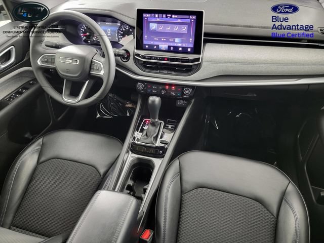 Used 2023 Jeep Compass Latitude w/ Convenience Group AWD/4WD image 33