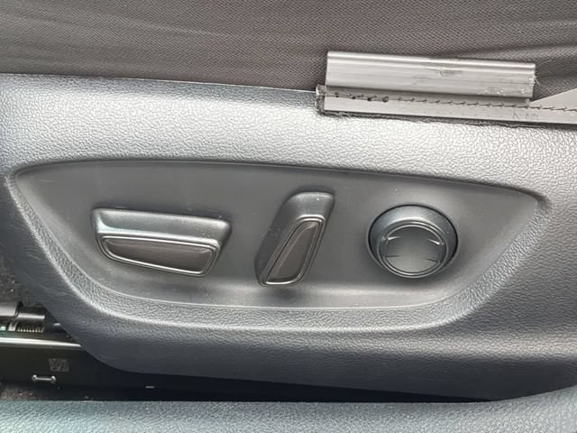 Used 2019 Toyota Camry LE FWD image 20