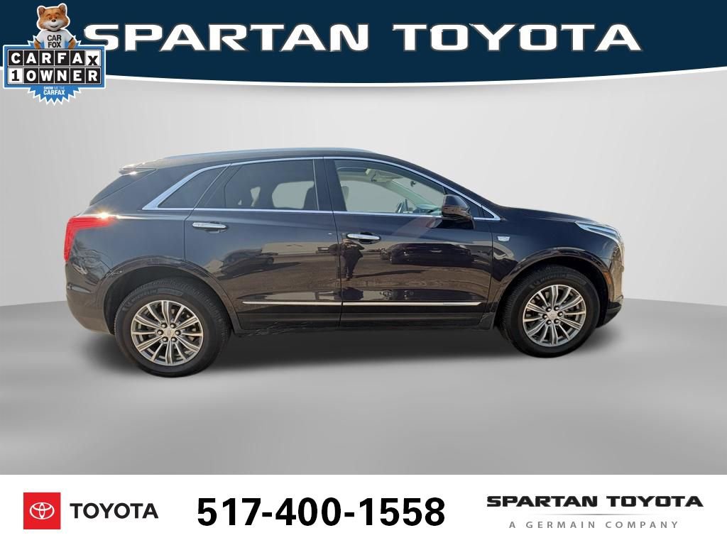 Used 2018 Cadillac XT5 Luxury w/ Driver Awareness Package image 9