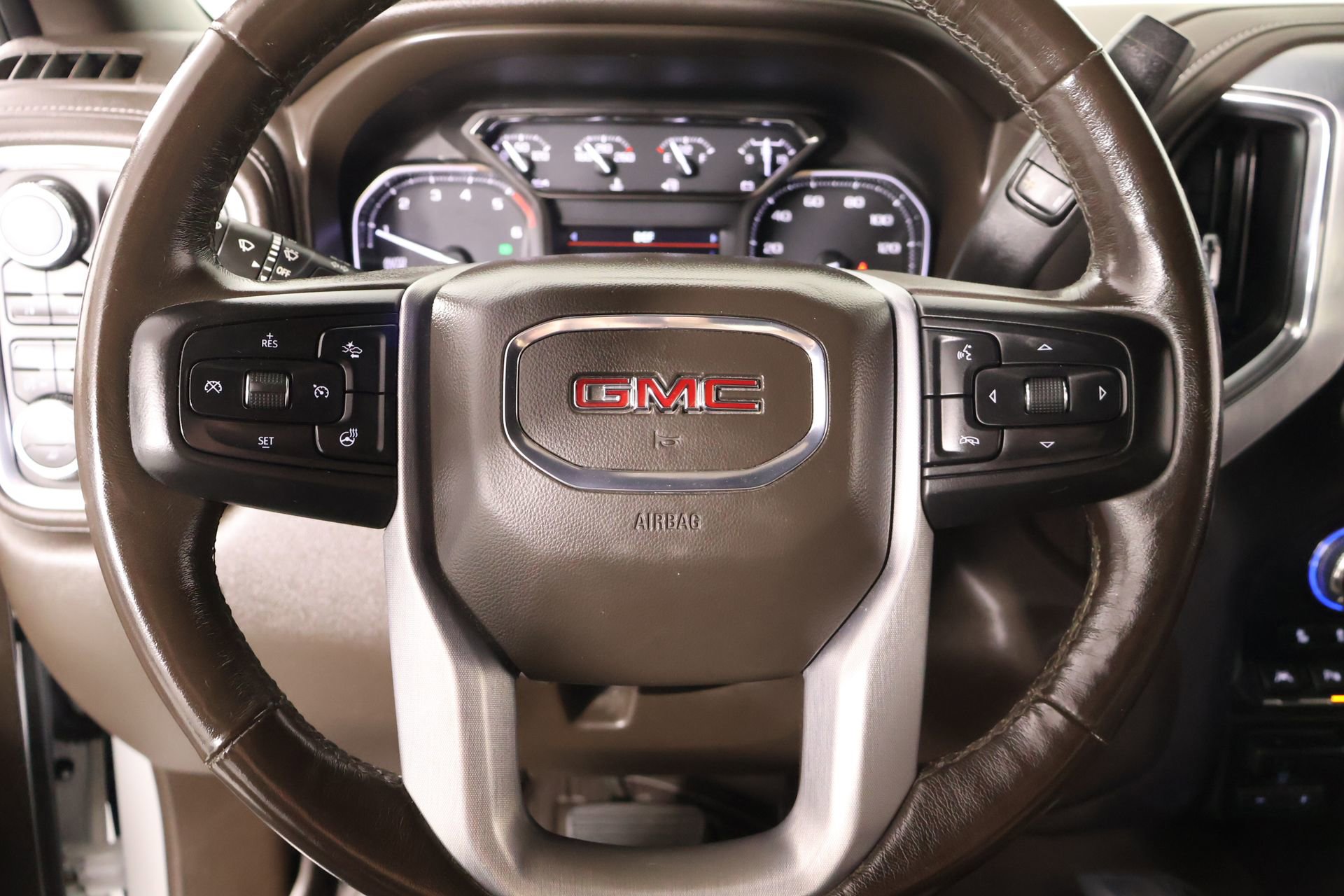 Used 2021 GMC Sierra 1500 SLT w/ SLT Premium Plus Package AWD/4WD image 3