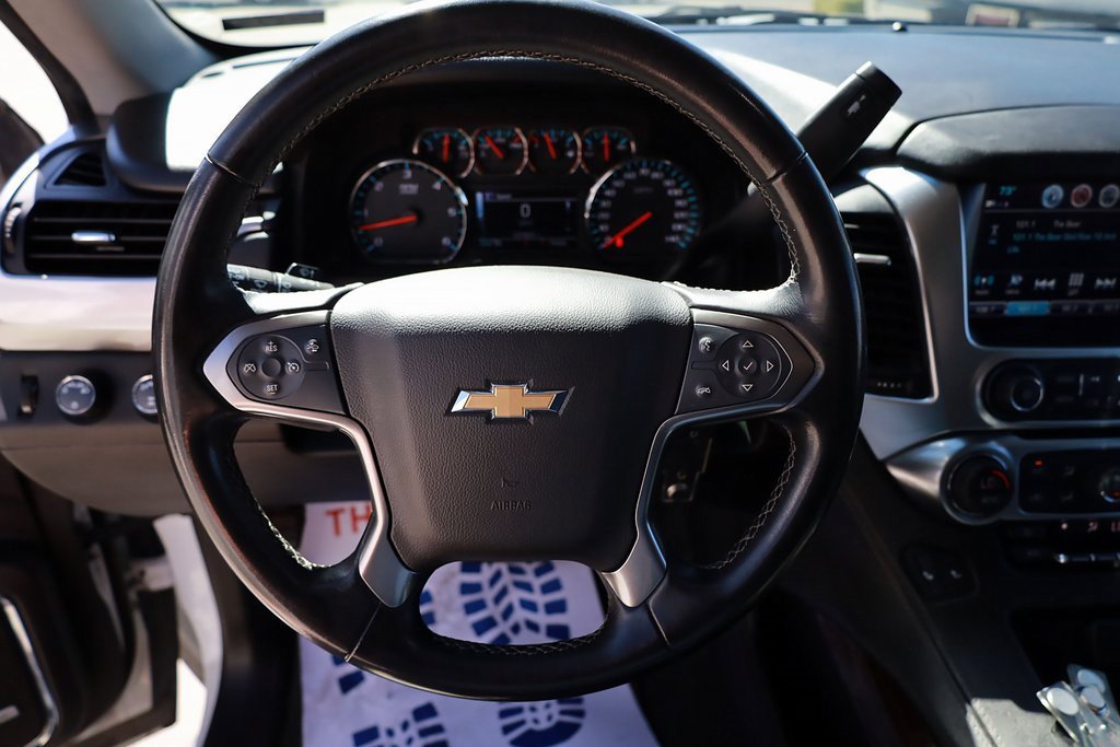 Used 2019 Chevrolet Suburban LT image 13