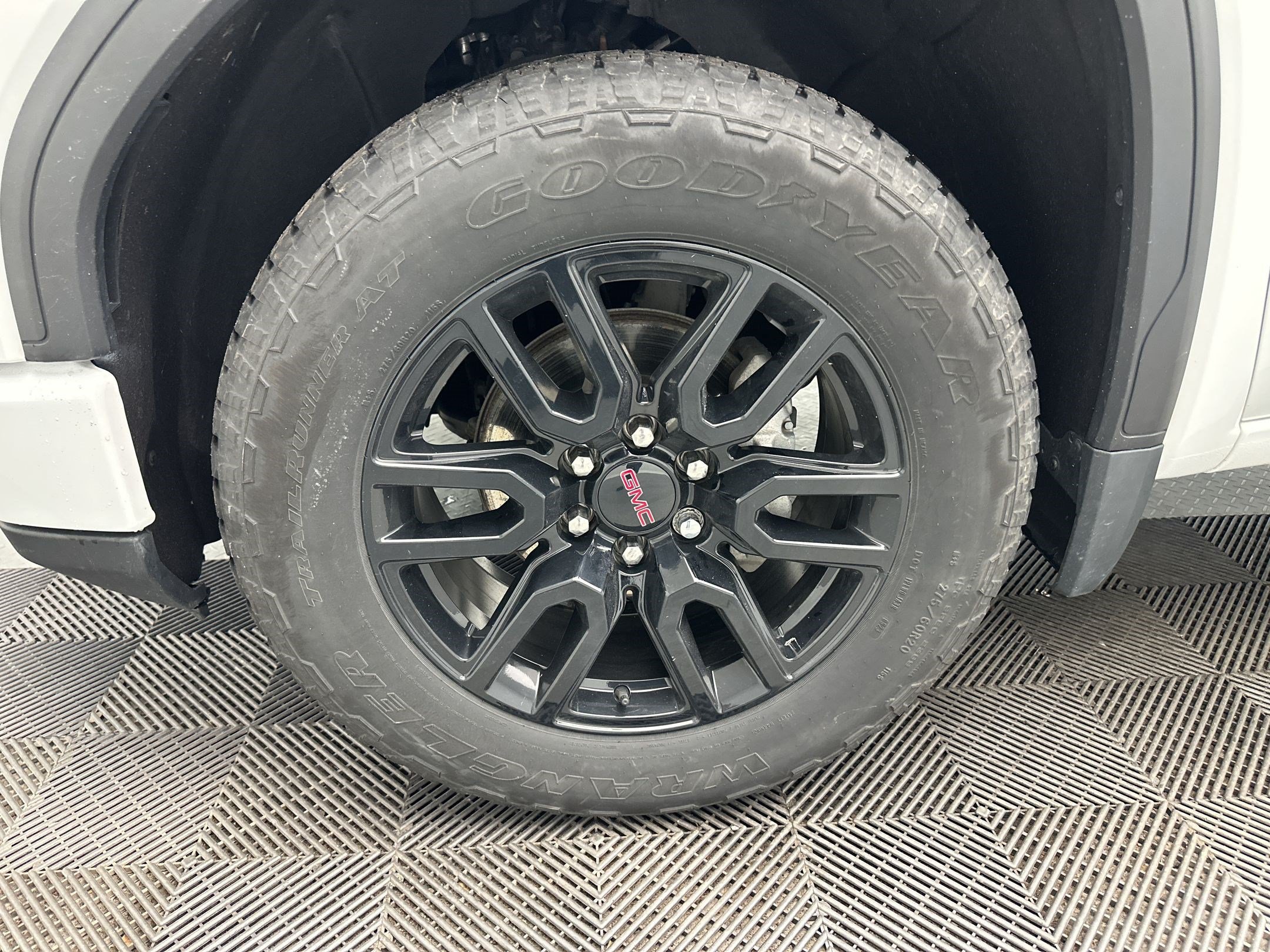 Certified 2023 GMC Sierra 1500 Pro w/ Graphite Edition AWD/4WD image 12