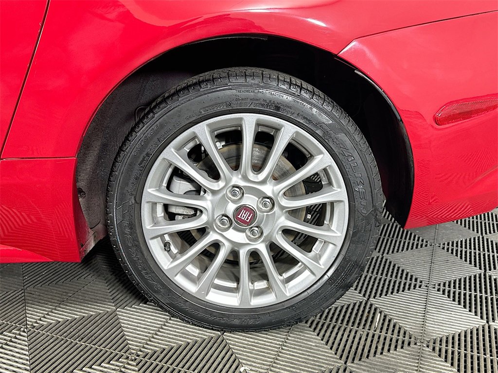 Used 2019 FIAT 124 Spider Classica image 32