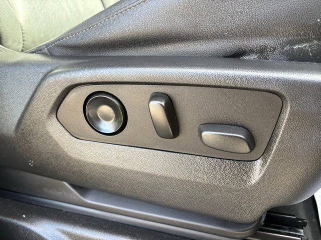 Used 2021 Chevrolet Suburban Z71 w/ Z71 Off-Road Package image 31