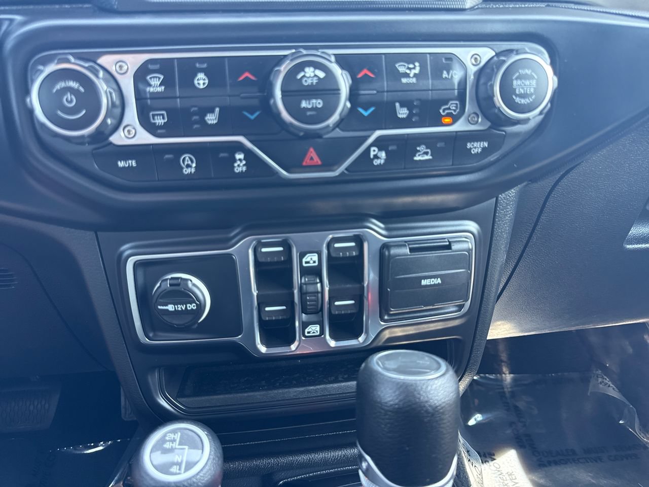 Used 2022 Jeep Wrangler Unlimited Sport AWD/4WD image 20