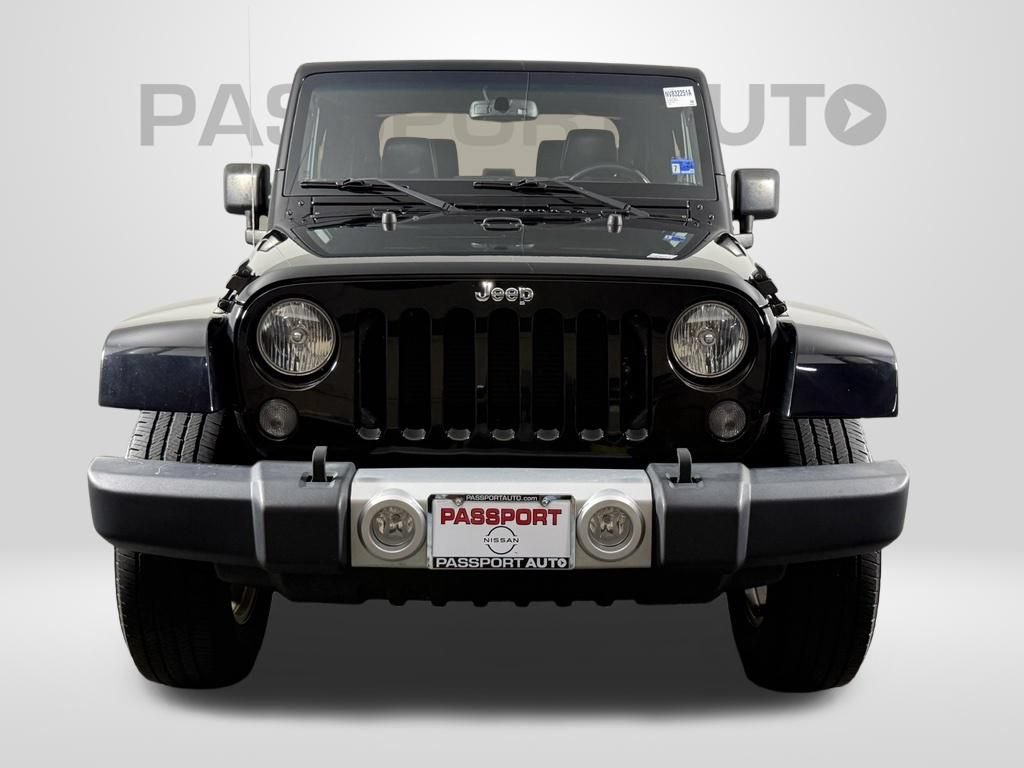 Used 2015 Jeep Wrangler Sahara w/ Connectivity Group AWD/4WD image 2