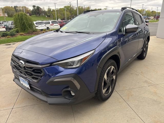 Used 2024 Subaru Crosstrek 2.5i Limited AWD/4WD image 3