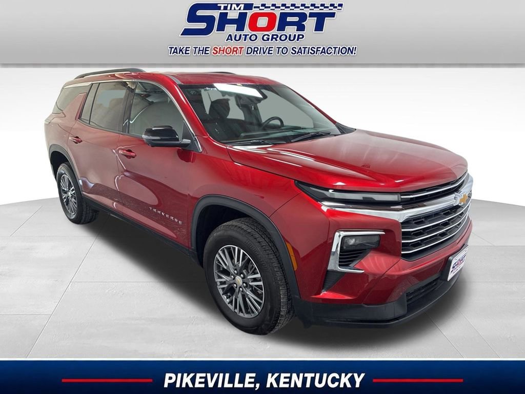 Used 2024 Chevrolet Traverse LT w/ LPO, Floor Liner Package AWD/4WD image 1
