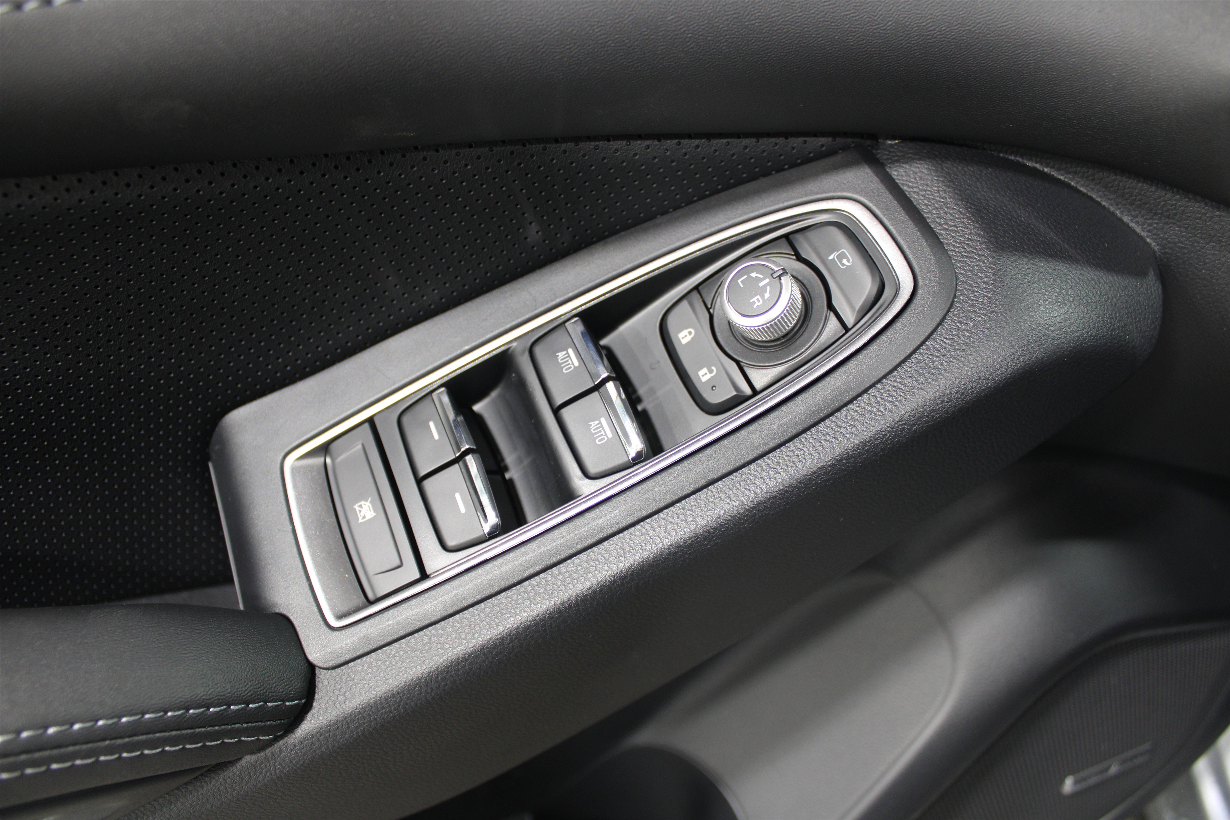 New 2025 Subaru Ascent Limited image 7