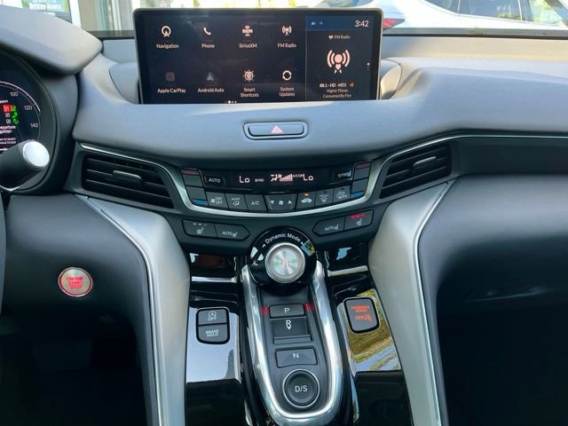 Certified 2025 Acura TLX w/ Technology Package image 17