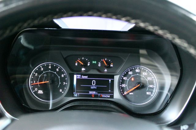 Used 2018 Chevrolet Camaro LT RWD image 17