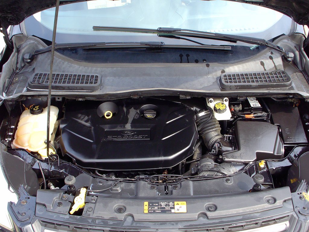 Used 2015 Ford Escape SE w/ Equipment Group 201A AWD/4WD image 13