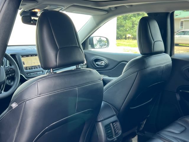 Used 2023 Jeep Cherokee Altitude Lux w/ Lux Elite Package AWD/4WD image 36