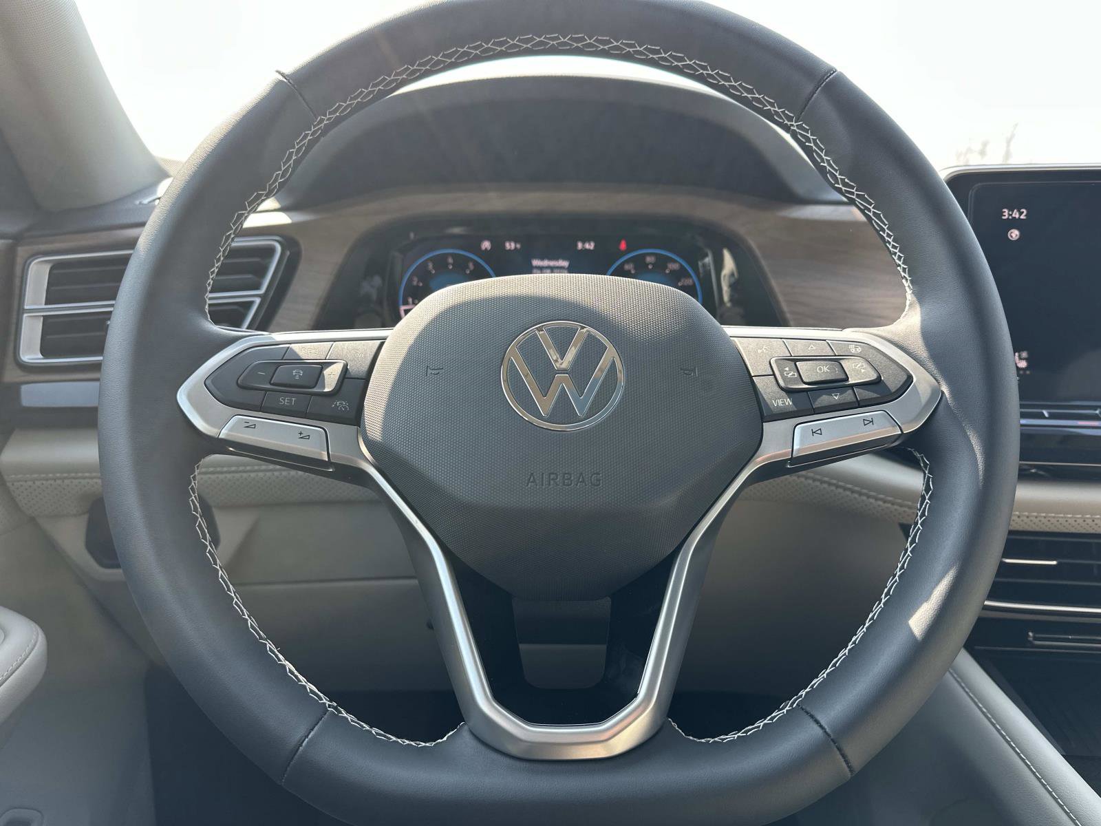 New 2026 Volkswagen Atlas SE image 22
