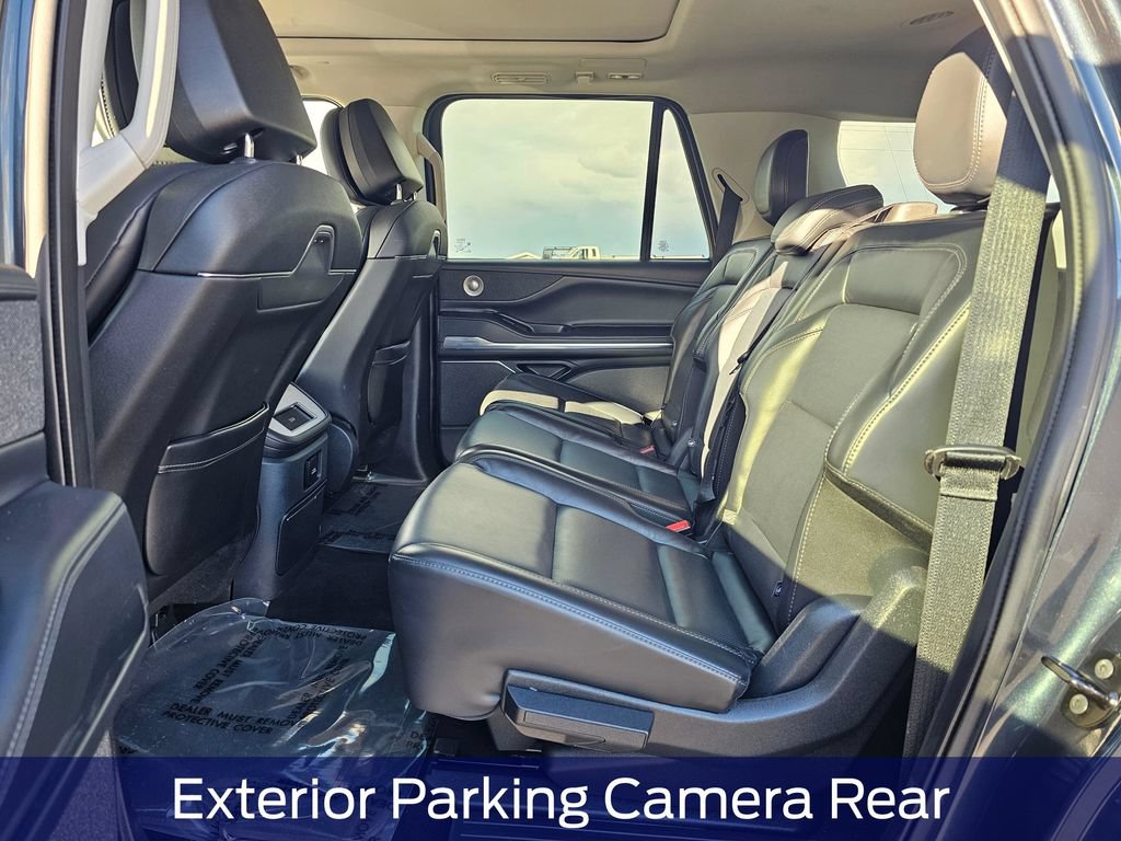 Used 2025 Lincoln Navigator L Reserve AWD/4WD image 15