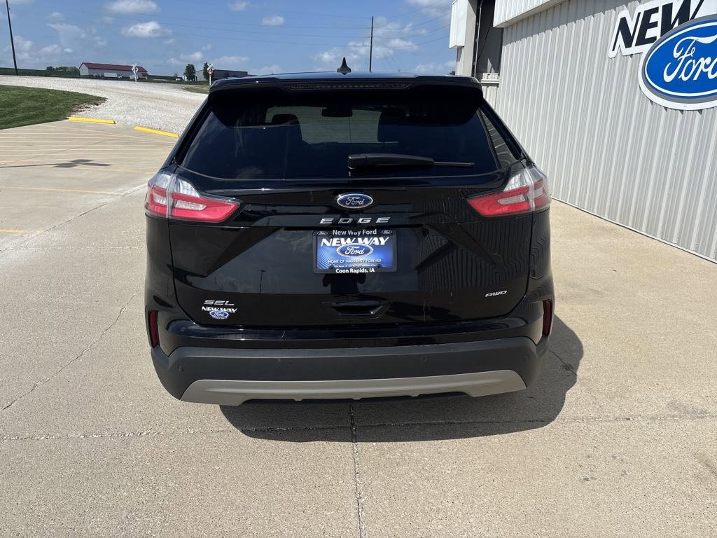 Used 2022 Ford Edge SEL w/ Convenience Package image 6
