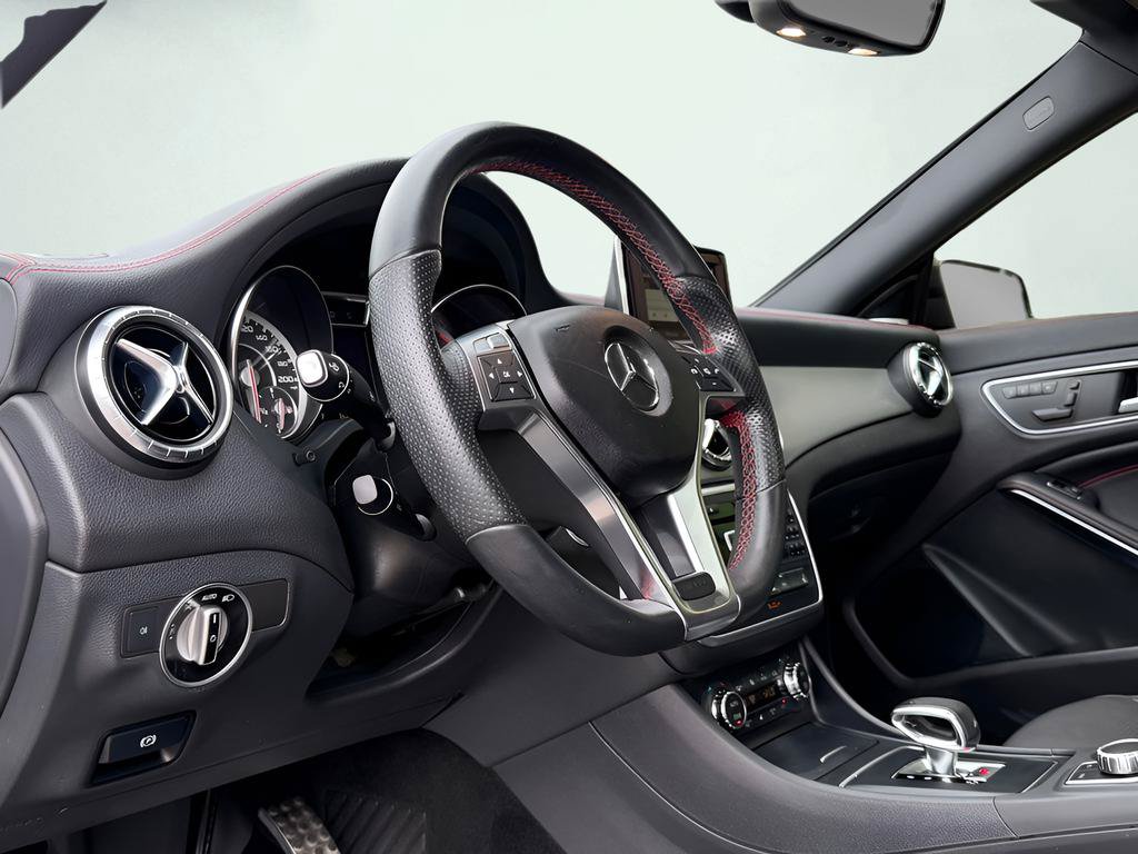 Used 2014 Mercedes-Benz CLA 45 AMG 4MATIC image 2