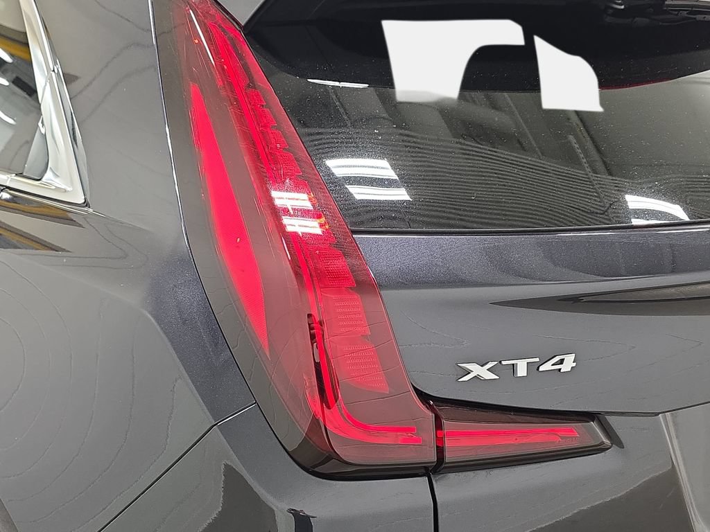 Used 2023 Cadillac XT4 Premium Luxury w/ Cold Weather Package AWD/4WD image 31