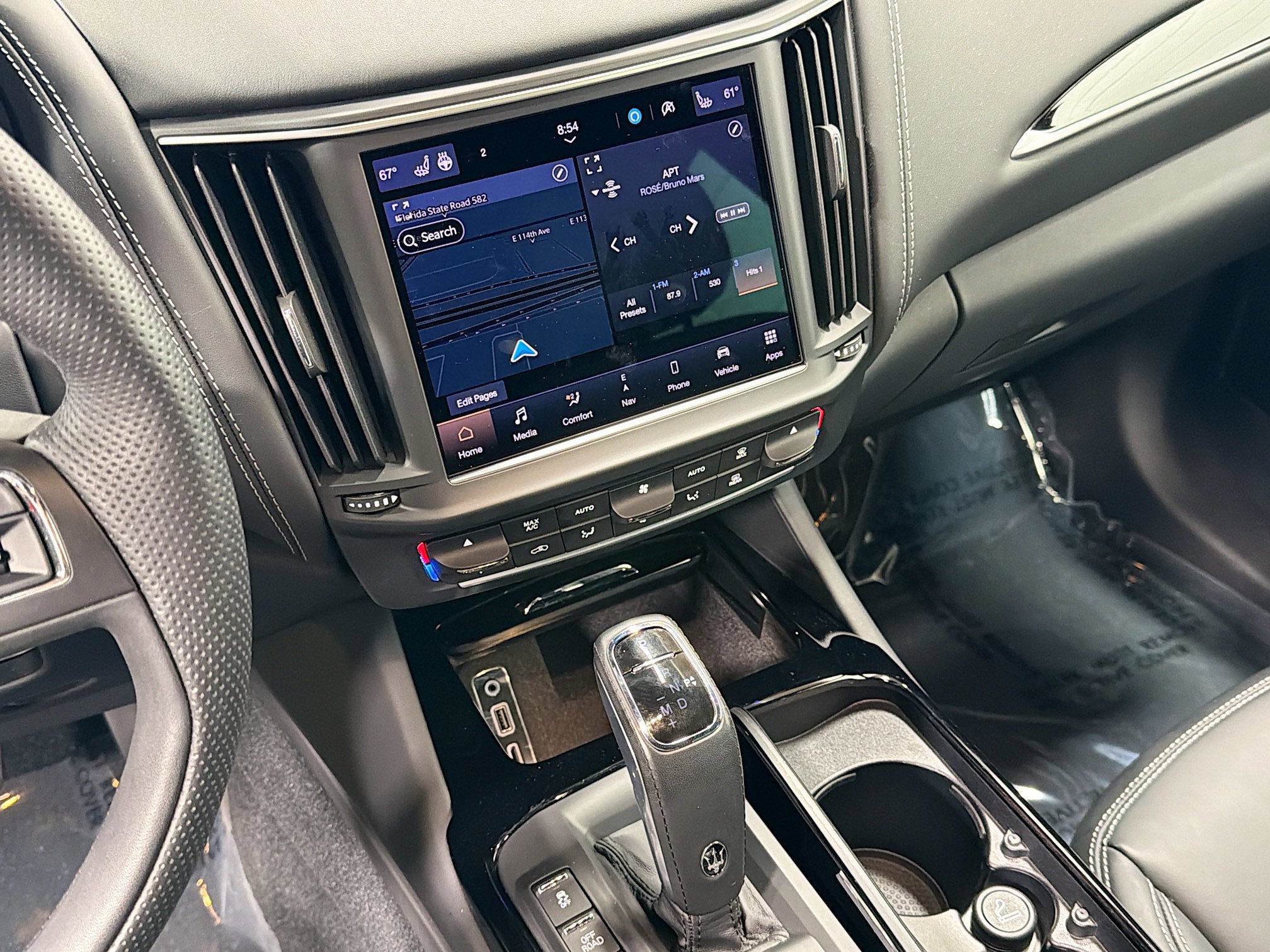 Used 2023 Maserati Levante GT image 27