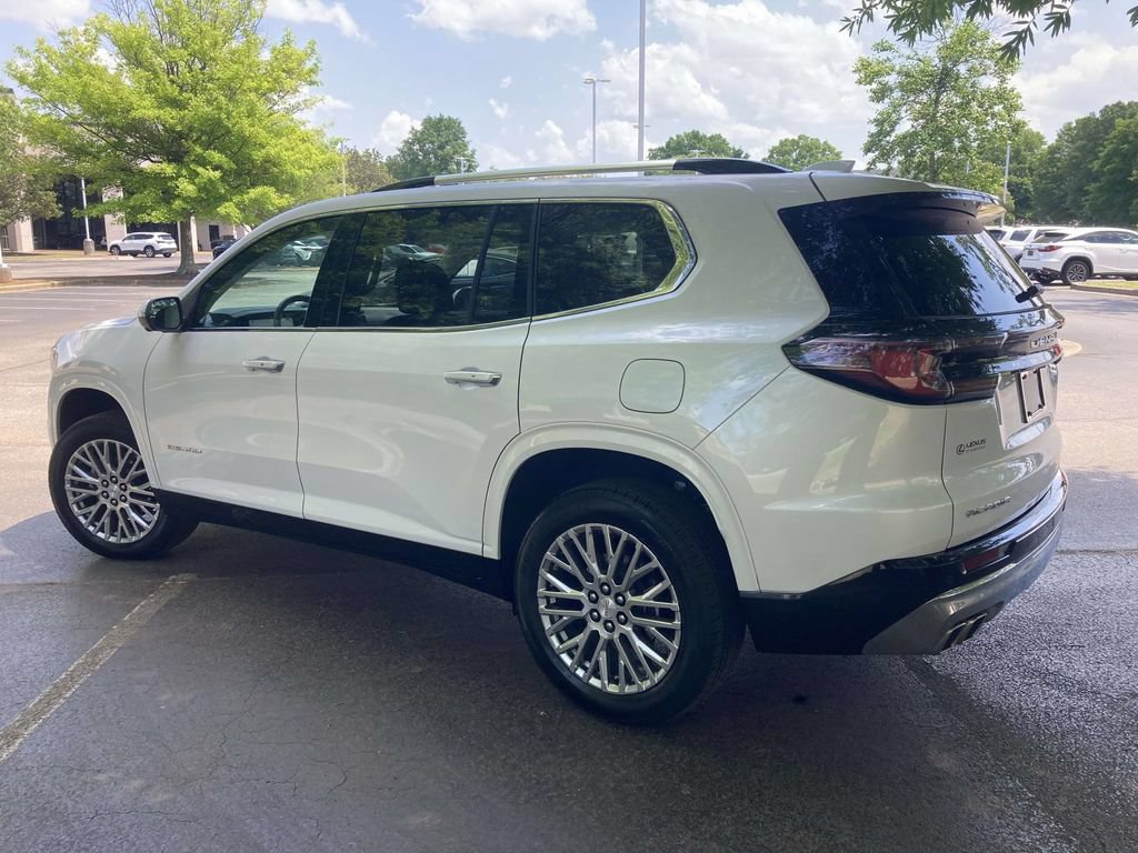 Used 2024 GMC Acadia Denali FWD image 4