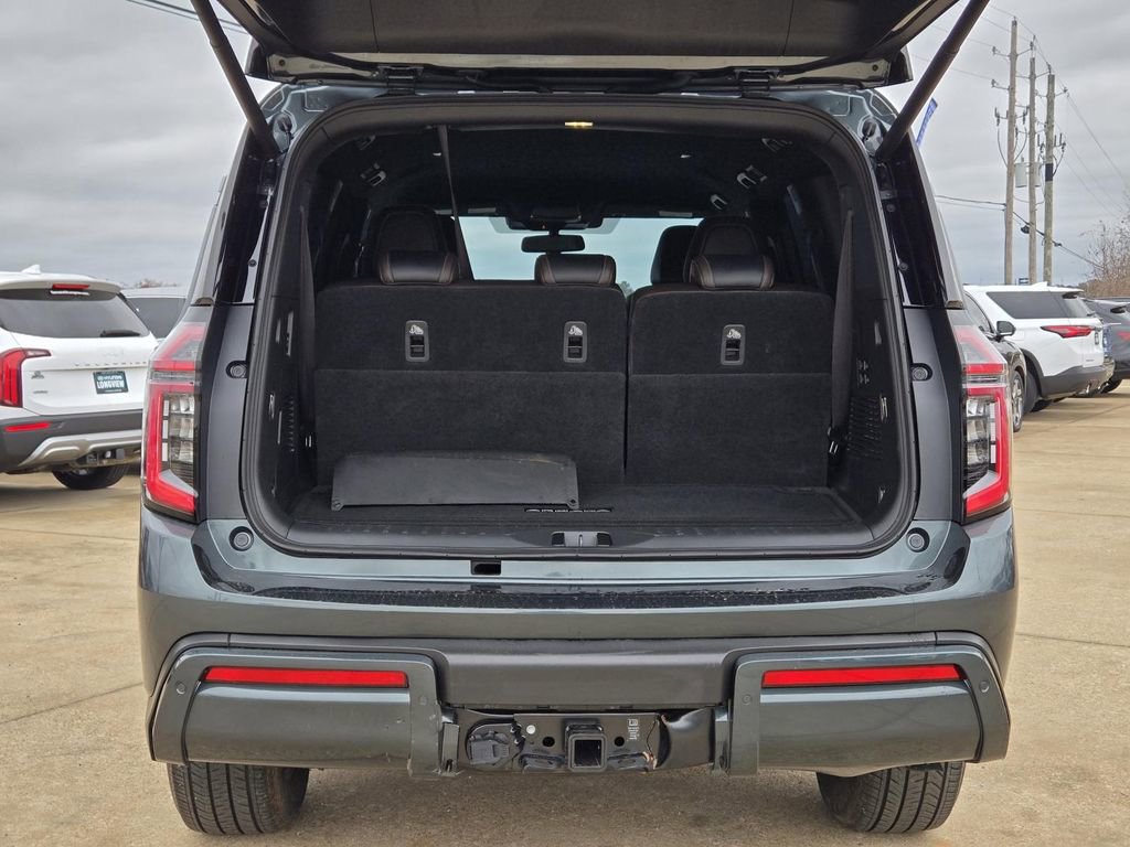 Used 2025 Nissan Armada SL w/ Captain's Chari Seat Package image 7