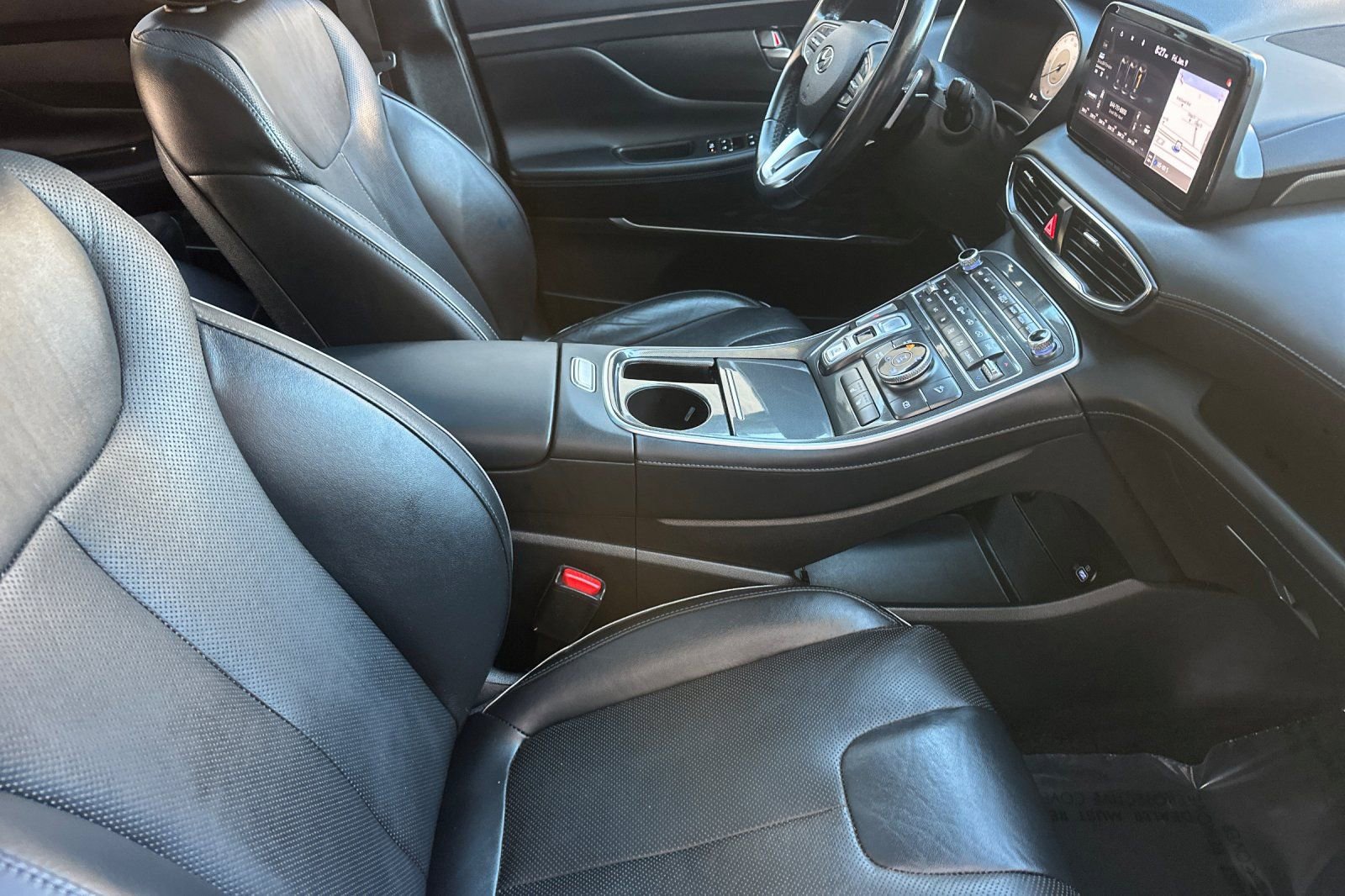 Used 2021 Hyundai Santa Fe SEL w/ Convenience + Premium Package image 18