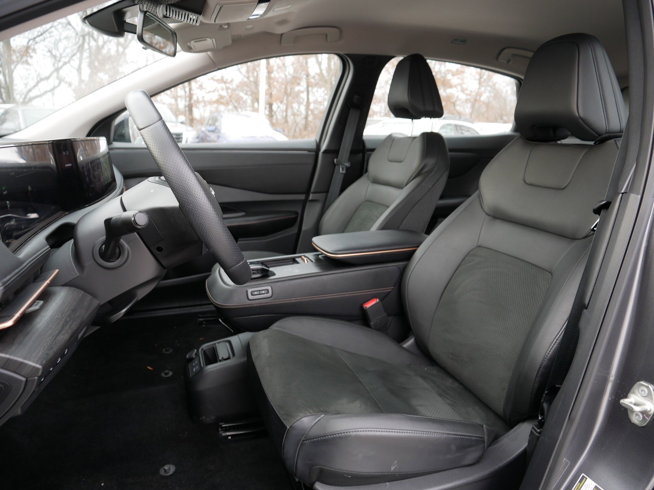 Certified 2023 Nissan Ariya AWD image 34