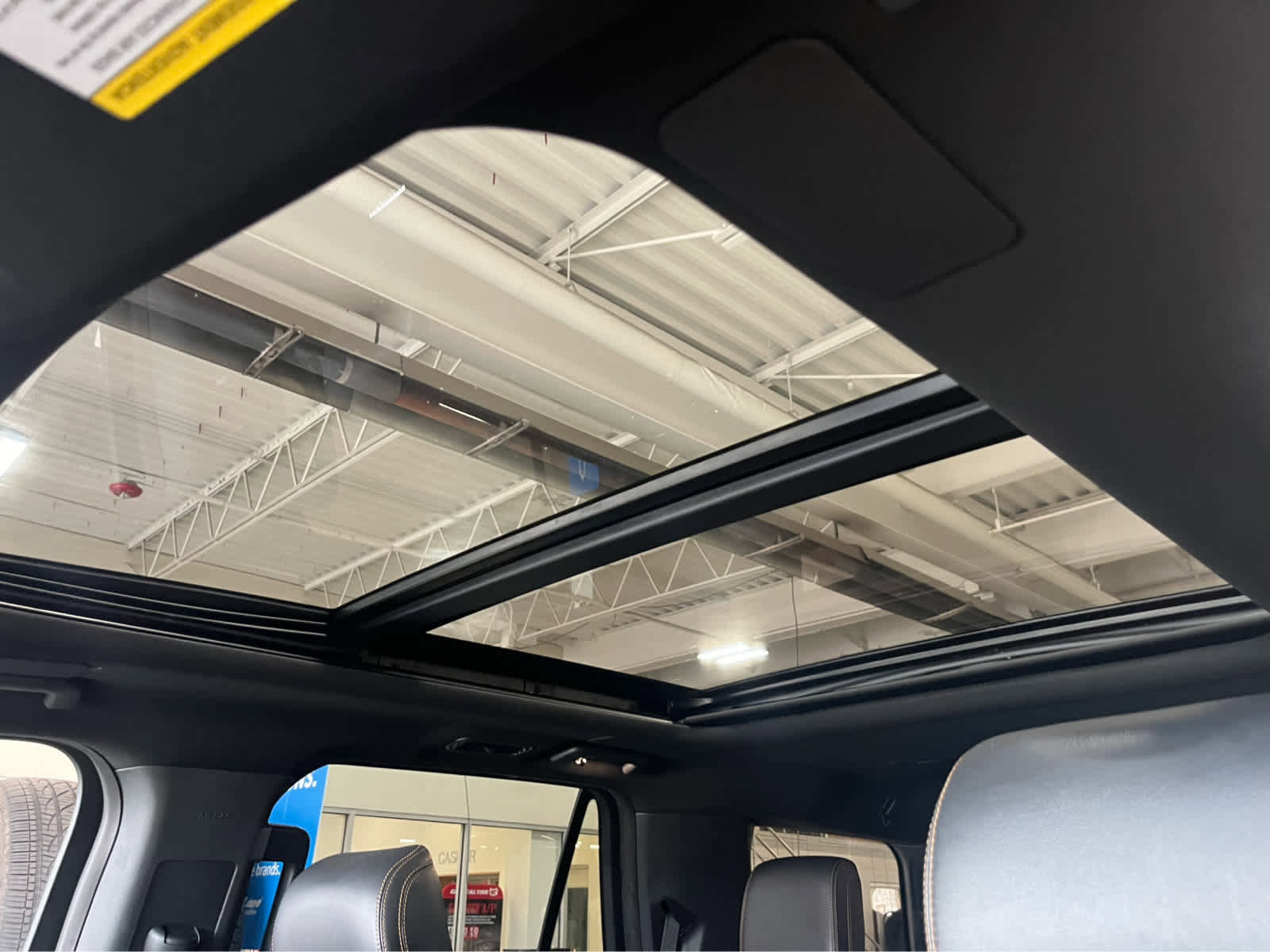 Used 2023 Ford Expedition Platinum image 30