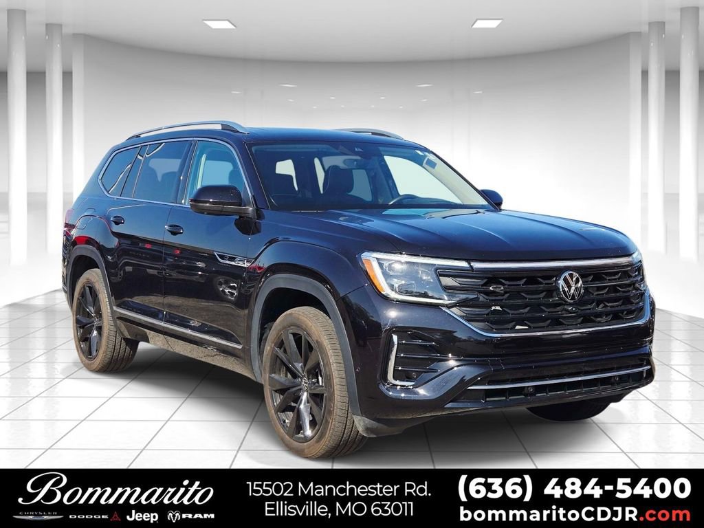Used 2024 Volkswagen Atlas SEL Premium R-Line image 1