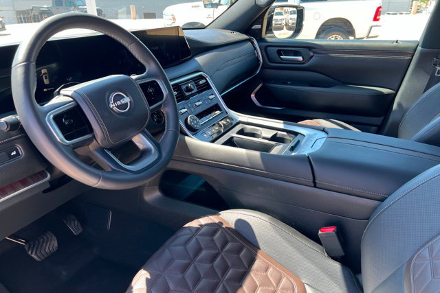 Used 2025 Nissan Armada Platinum Reserve AWD/4WD image 15
