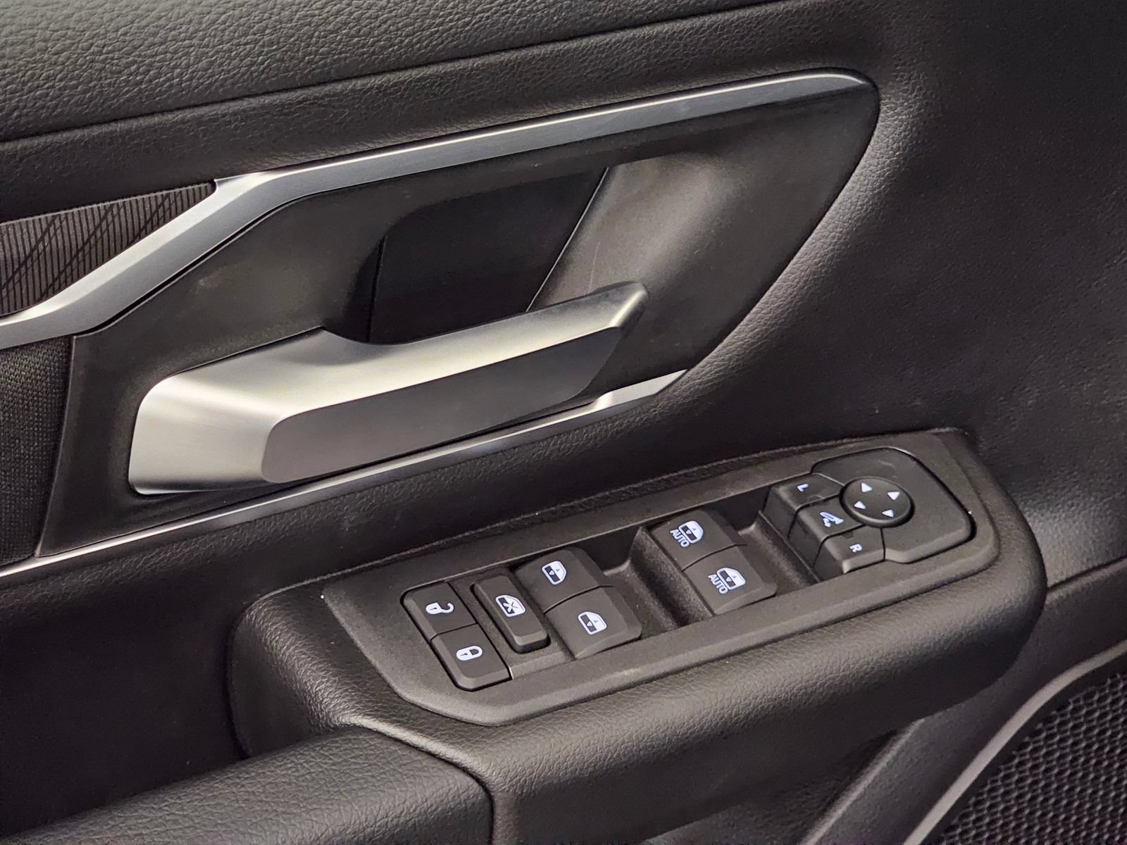 New 2026 RAM 1500 Big Horn AWD/4WD image 16