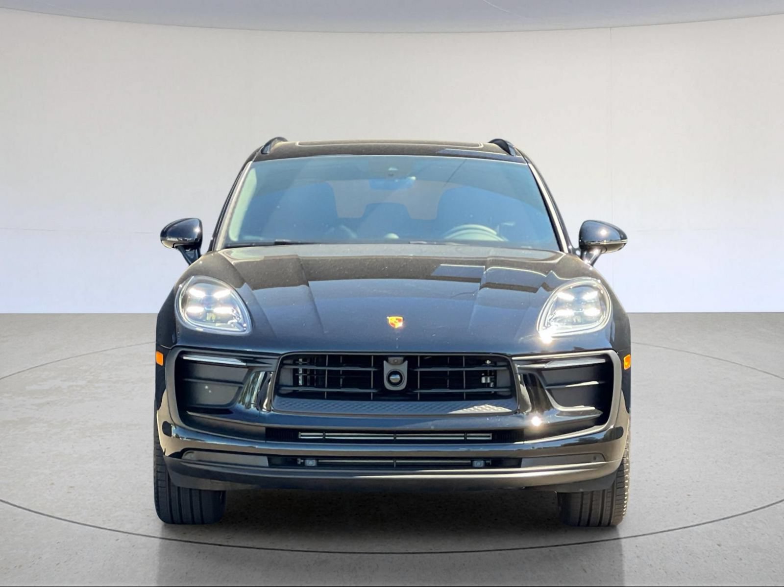 New 2026 Porsche Macan AWD/4WD image 11