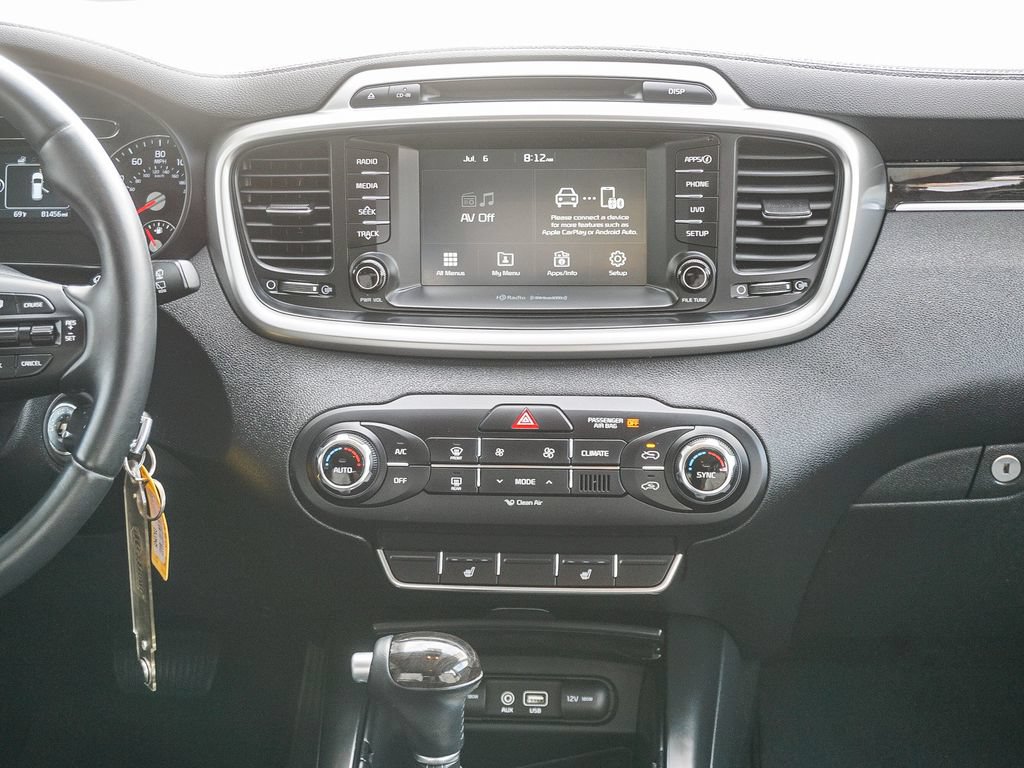 Used 2017 Kia Sorento AWD w/ LX Convenience Package image 16