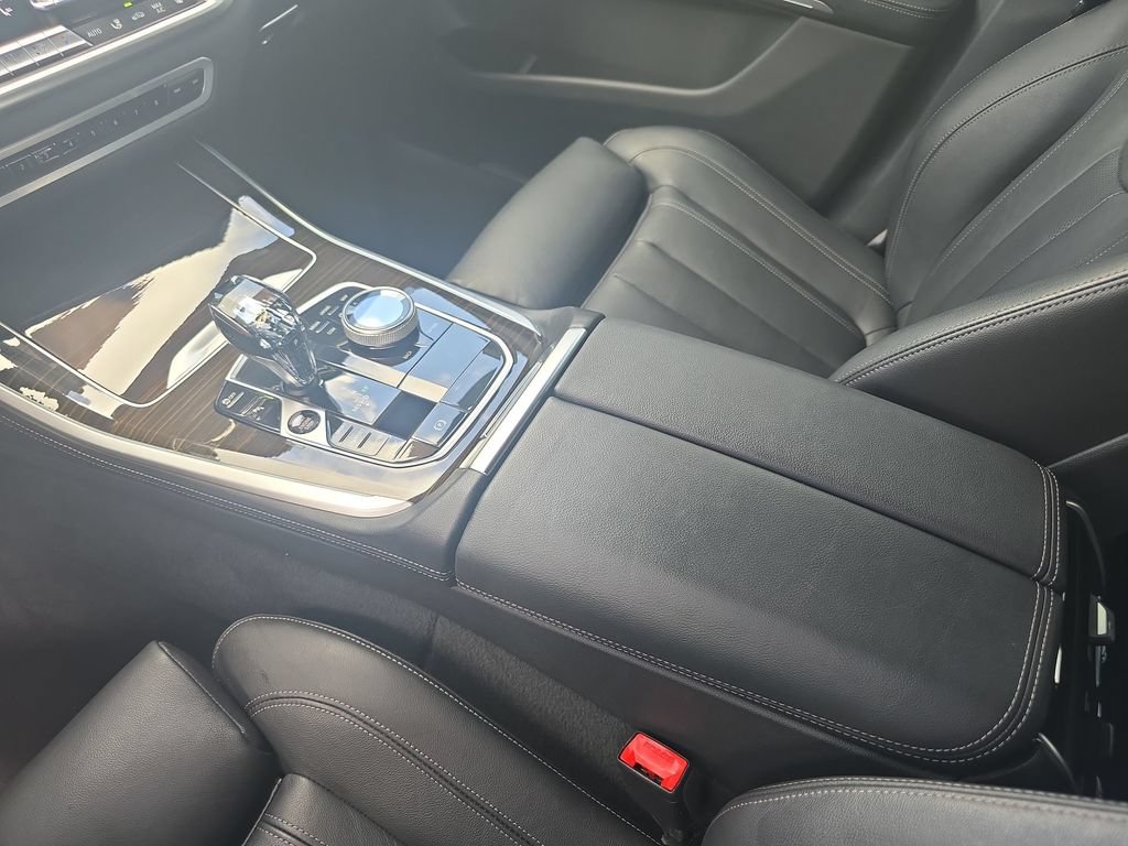 Used 2021 BMW X5 sDrive40i w/ Executive Package RWD image 35