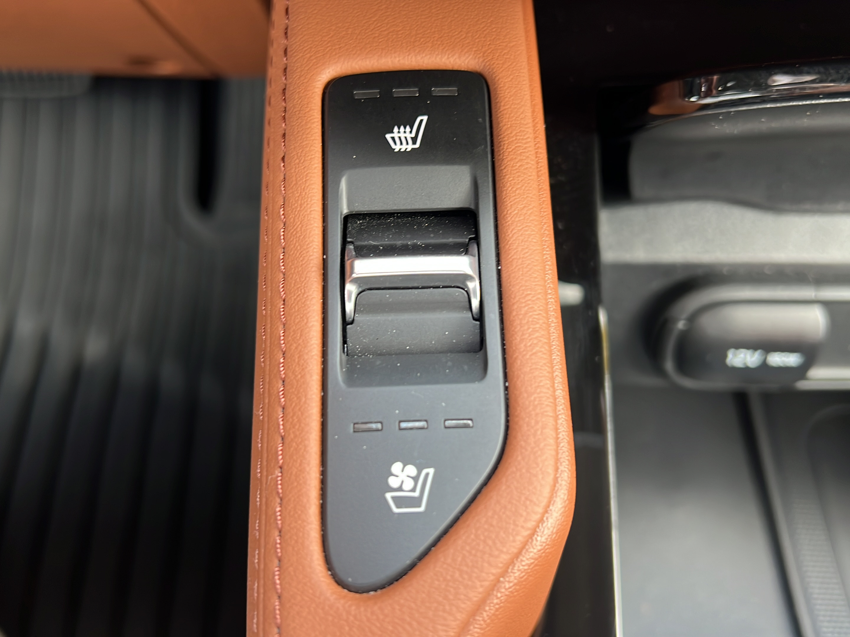 Used 2025 Kia Telluride EX X-Line AWD/4WD image 21