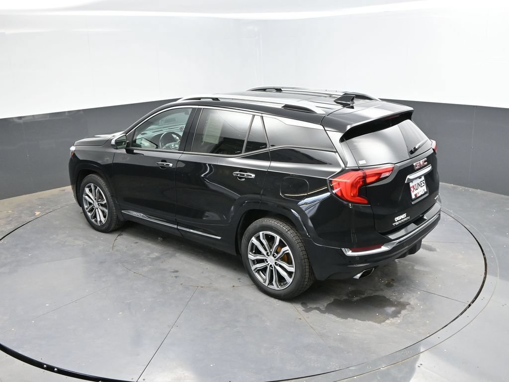 Used 2018 GMC Terrain Denali w/ GMC Pro Grade Package AWD/4WD image 30