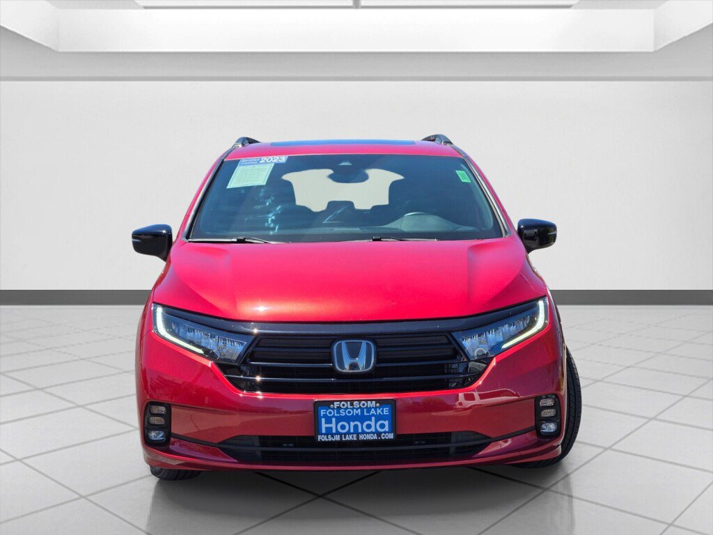 Certified 2023 Honda Odyssey Sport image 2