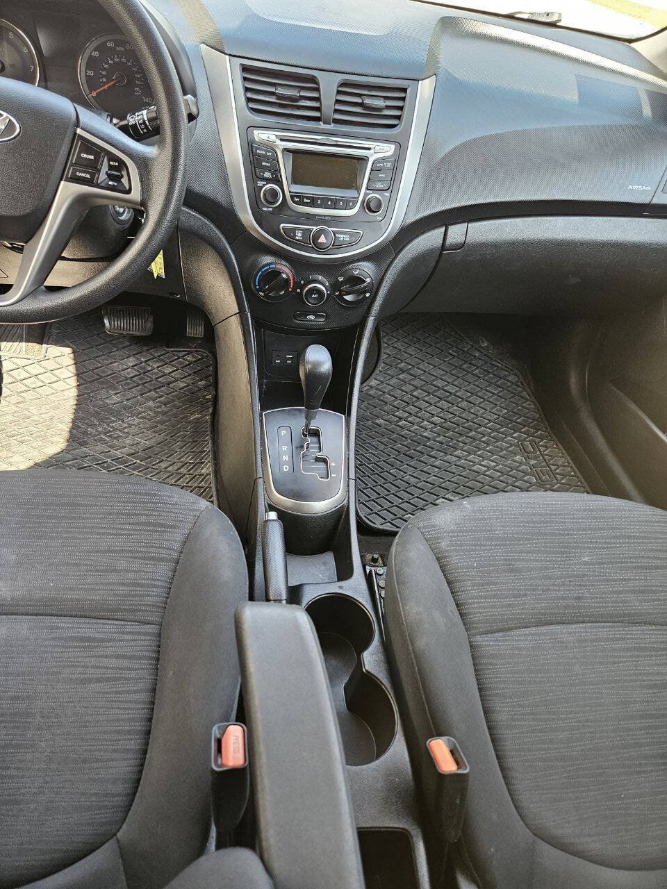 Used 2017 Hyundai Accent SE FWD image 7