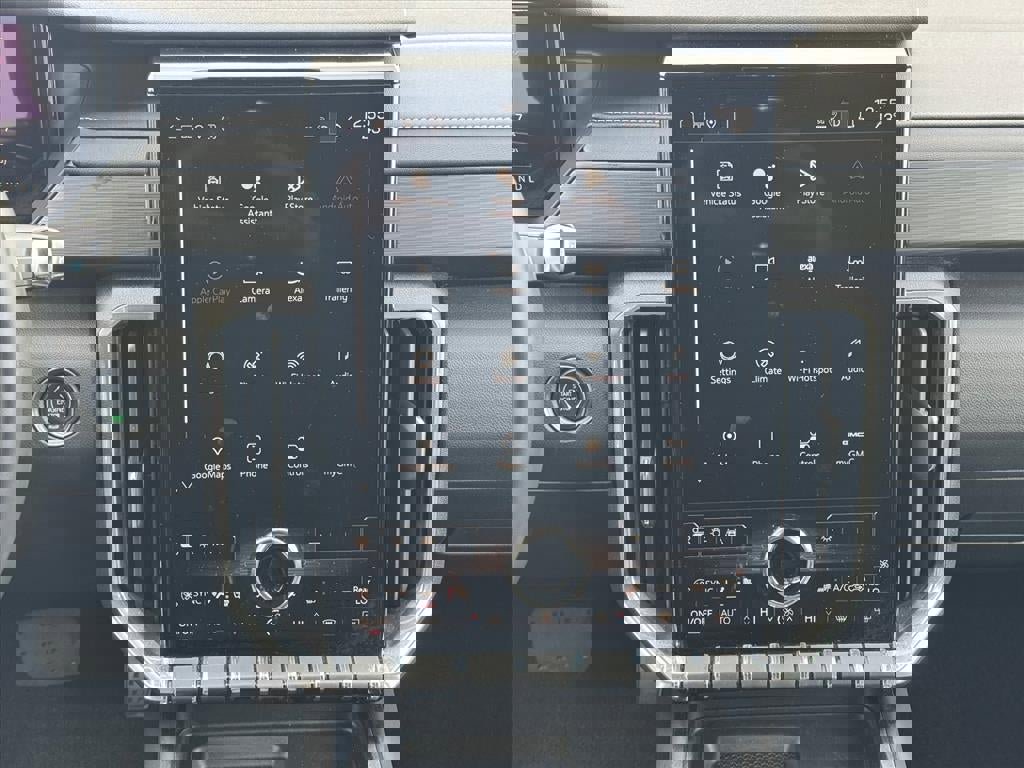 Used 2025 GMC Acadia Elevation image 10