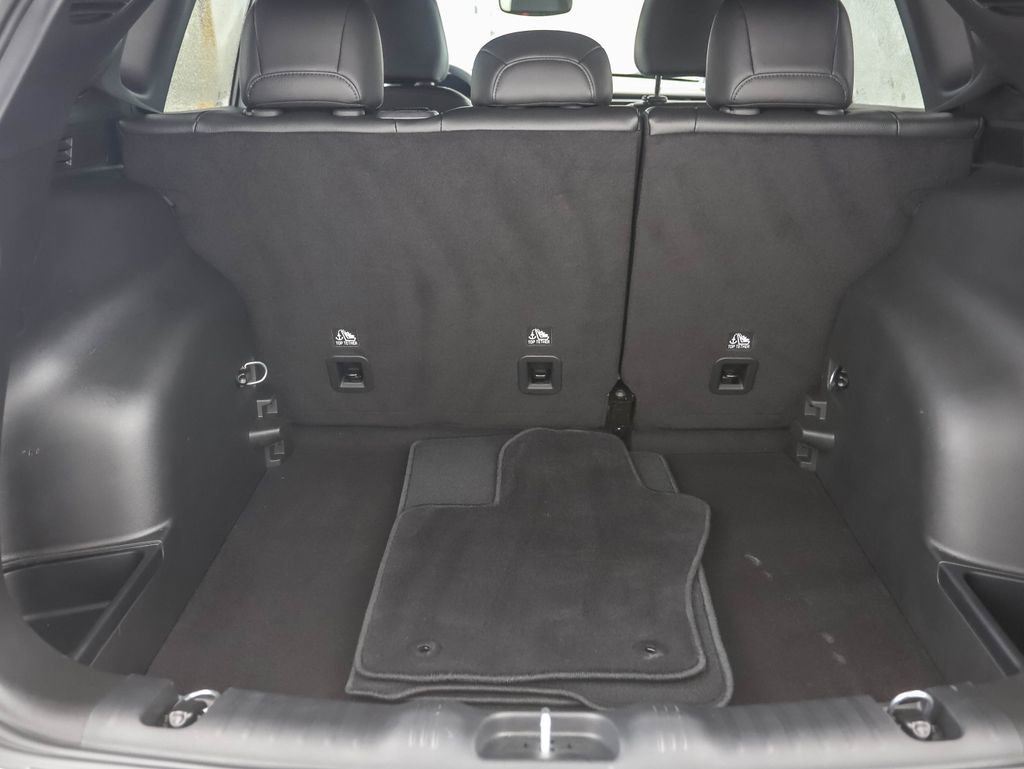 Used 2024 Jeep Compass Limited image 24