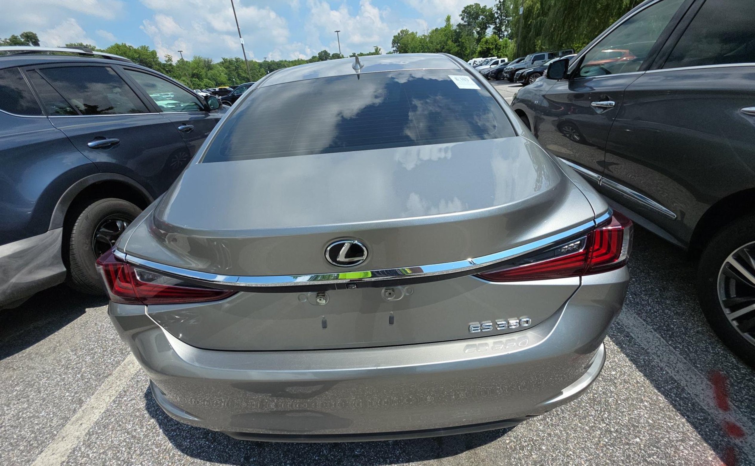 Used 2019 Lexus ES 350 w/ Accessory Package FWD image 4